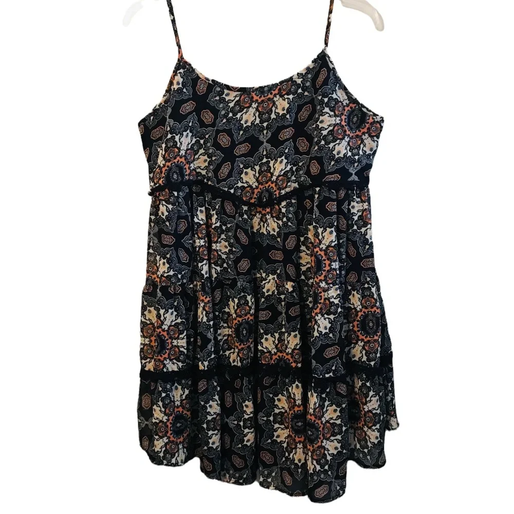 Taylor & Sage Tiered Fully Lined Dress Large - Picture 1 of 9